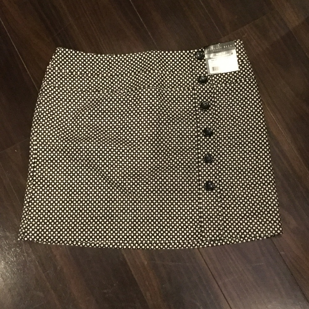 Black/White Wool Pencil Skirt